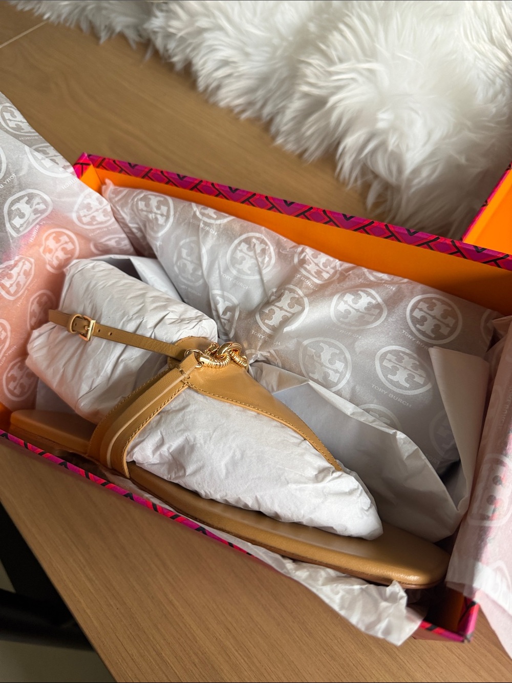 Tory Burch - Picture 4 of 5